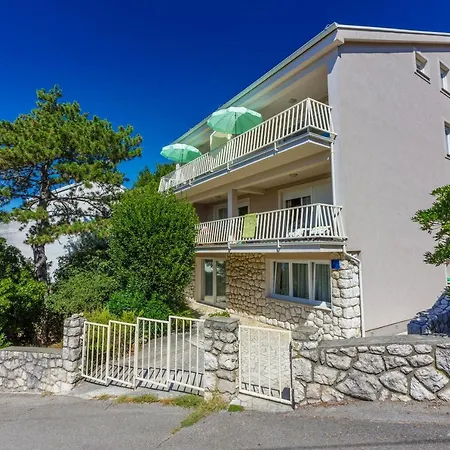 Robic Apartment *