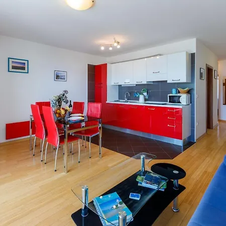 Robic Apartman Selce