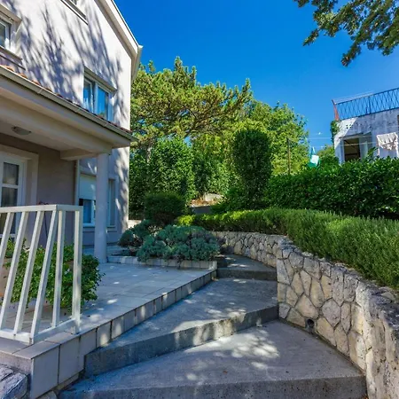 Apartment Robic Selce