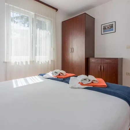 Robic Apartman *