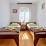 Apartment Robic *